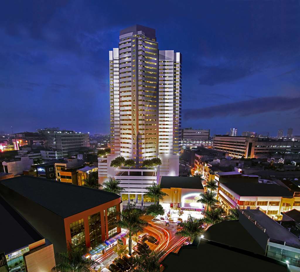 Yuan Garden Pasar Baru Hotel Jakarta Exterior photo
